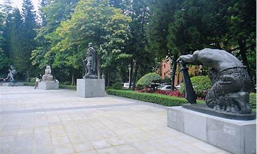 广州雕塑公园一天游_广州雕塑公园好玩吗